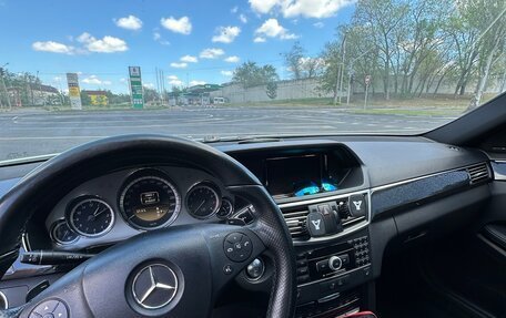 Mercedes-Benz E-Класс, 2011 год, 2 500 000 рублей, 19 фотография