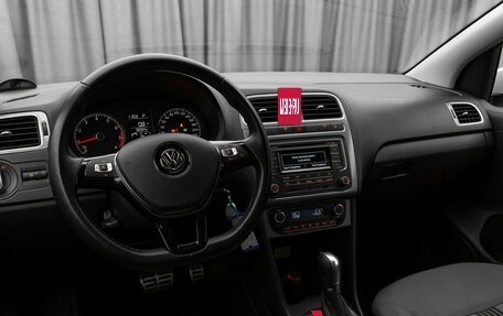 Volkswagen Polo VI (EU Market), 2016 год, 1 530 000 рублей, 7 фотография