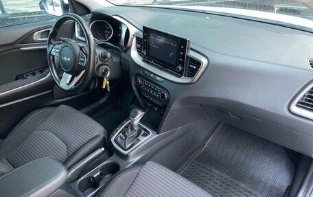 KIA cee'd III, 2021 год, 1 999 000 рублей, 8 фотография