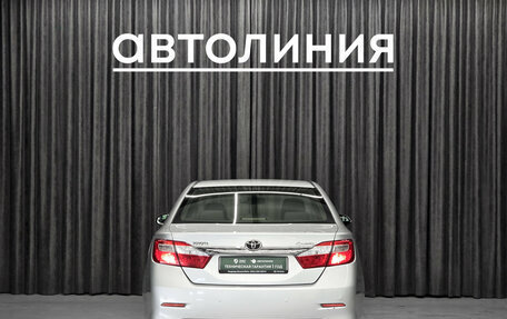 Toyota Camry, 2013 год, 1 695 000 рублей, 8 фотография