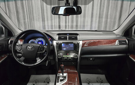 Toyota Camry, 2013 год, 1 695 000 рублей, 12 фотография