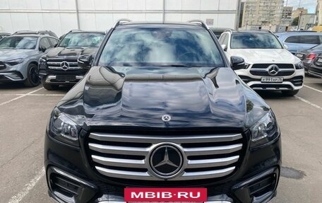 Mercedes-Benz GLS, 2024 год, 13 500 000 рублей, 2 фотография