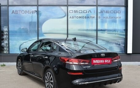 KIA Optima IV, 2019 год, 2 200 000 рублей, 7 фотография