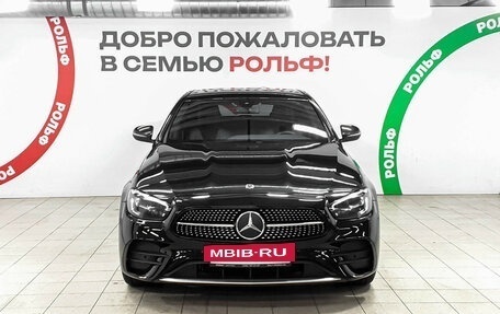 Mercedes-Benz E-Класс, 2021 год, 3 790 000 рублей, 2 фотография