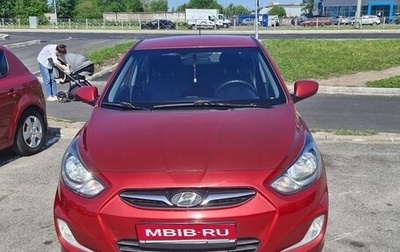 Hyundai Solaris II рестайлинг, 2011 год, 1 000 000 рублей, 1 фотография