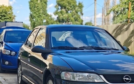 Opel Vectra B рестайлинг, 1999 год, 310 000 рублей, 1 фотография