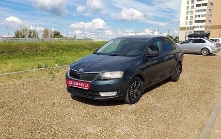 Skoda Rapid I, 2014 год, 700 000 рублей, 2 фотография
