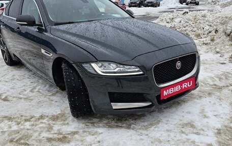 Jaguar XF II, 2016 год, 1 400 000 рублей, 8 фотография