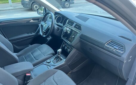 Volkswagen Tiguan II, 2019 год, 3 350 000 рублей, 8 фотография
