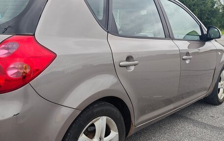 KIA cee'd I рестайлинг, 2009 год, 465 000 рублей, 16 фотография