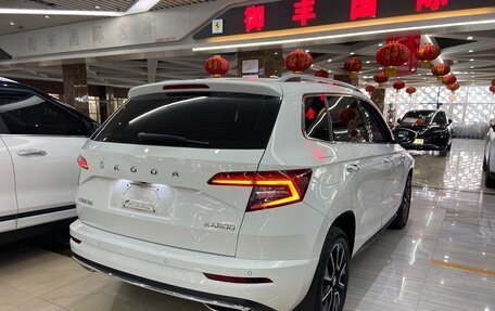 Skoda Karoq I, 2022 год, 2 280 000 рублей, 4 фотография