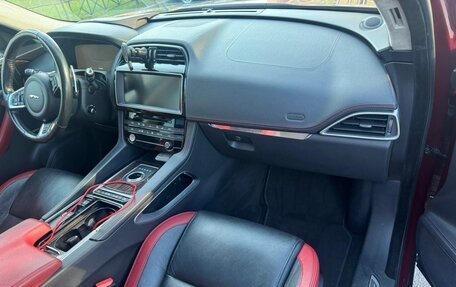 Jaguar F-Pace, 2016 год, 2 260 000 рублей, 2 фотография