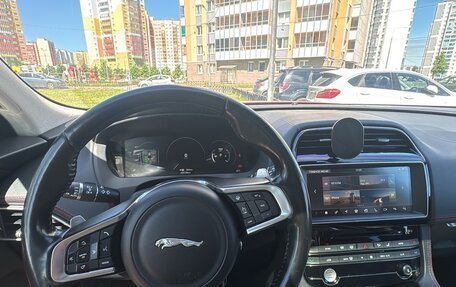 Jaguar F-Pace, 2016 год, 2 260 000 рублей, 9 фотография