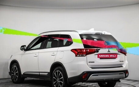 Mitsubishi Outlander III рестайлинг 3, 2019 год, 2 049 000 рублей, 8 фотография