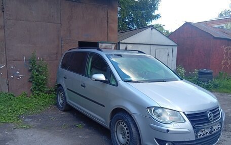 Volkswagen Touran III, 2007 год, 190 000 рублей, 11 фотография
