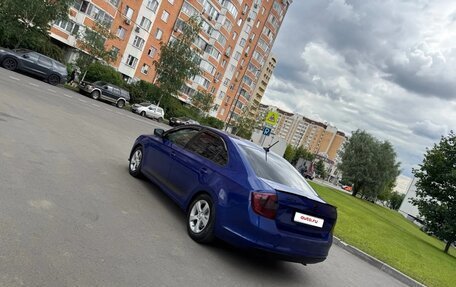 Skoda Rapid I, 2015 год, 695 000 рублей, 5 фотография