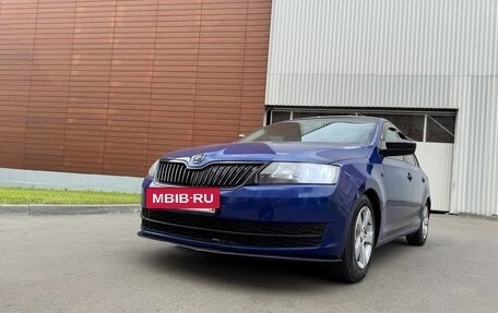 Skoda Rapid I, 2015 год, 695 000 рублей, 2 фотография