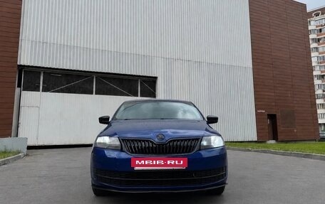 Skoda Rapid I, 2015 год, 695 000 рублей, 4 фотография
