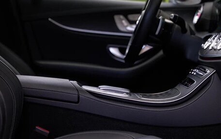 Mercedes-Benz E-Класс, 2020 год, 4 949 000 рублей, 19 фотография