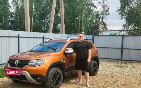 Renault Duster, 2022 год, 2 650 000 рублей, 2 фотография