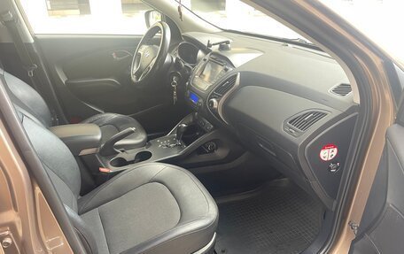 Hyundai ix35 I рестайлинг, 2014 год, 1 400 000 рублей, 8 фотография
