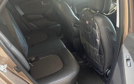 Hyundai ix35 I рестайлинг, 2014 год, 1 400 000 рублей, 14 фотография