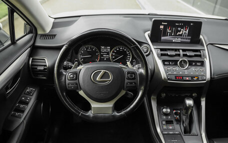 Lexus NX I, 2017 год, 2 399 000 рублей, 16 фотография