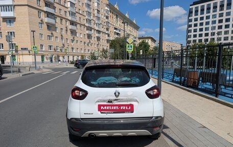 Renault Kaptur I рестайлинг, 2018 год, 820 000 рублей, 2 фотография