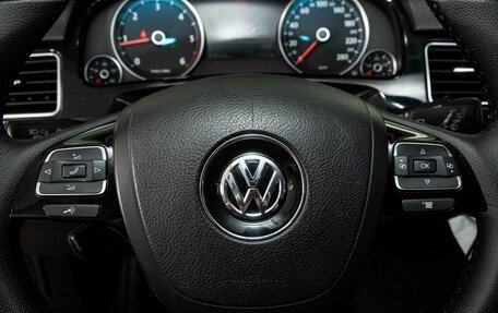 Volkswagen Touareg III, 2011 год, 1 505 000 рублей, 9 фотография