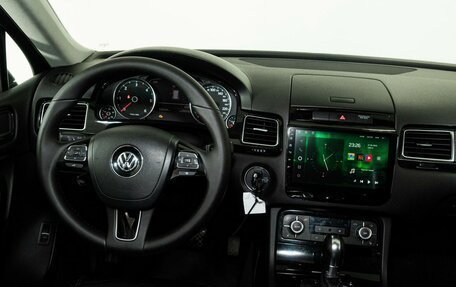 Volkswagen Touareg III, 2011 год, 1 505 000 рублей, 13 фотография