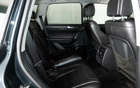 Volkswagen Touareg III, 2011 год, 1 505 000 рублей, 8 фотография
