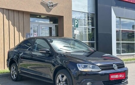 Volkswagen Jetta VI, 2012 год, 930 000 рублей, 1 фотография
