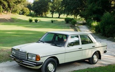 Mercedes-Benz W123, 1980 год, 600 000 рублей, 1 фотография