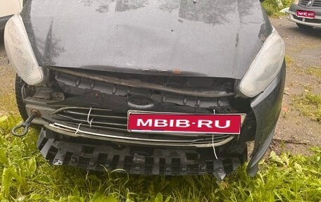 Ford Fiesta, 2015 год, 350 000 рублей, 1 фотография