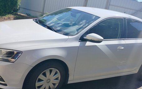 Volkswagen Jetta VI, 2015 год, 950 000 рублей, 1 фотография