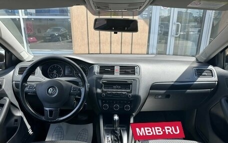 Volkswagen Jetta VI, 2012 год, 930 000 рублей, 7 фотография