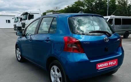 Toyota Yaris III рестайлинг, 2007 год, 650 000 рублей, 9 фотография