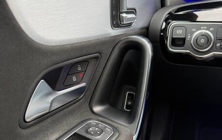 Mercedes-Benz CLA, 2021 год, 2 600 000 рублей, 13 фотография