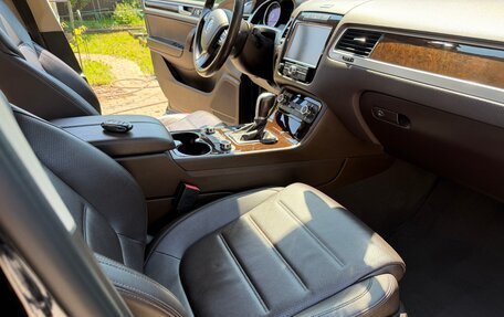 Volkswagen Touareg III, 2014 год, 2 600 000 рублей, 15 фотография