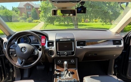 Volkswagen Touareg III, 2014 год, 2 600 000 рублей, 10 фотография