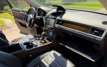 Volkswagen Touareg III, 2014 год, 2 600 000 рублей, 16 фотография