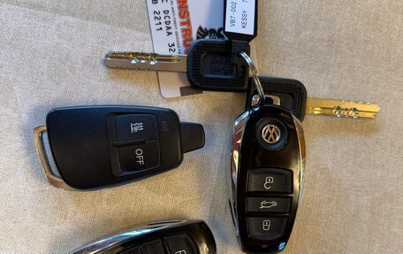 Volkswagen Touareg III, 2014 год, 2 600 000 рублей, 23 фотография