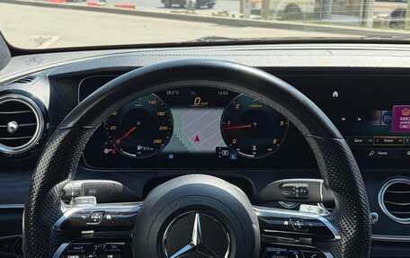 Mercedes-Benz E-Класс, 2020 год, 3 900 000 рублей, 21 фотография