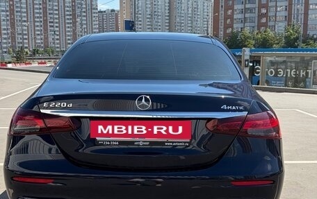 Mercedes-Benz E-Класс, 2020 год, 3 900 000 рублей, 25 фотография