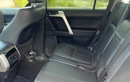 Toyota Land Cruiser Prado 150 рестайлинг 2, 2021 год, 6 500 000 рублей, 8 фотография
