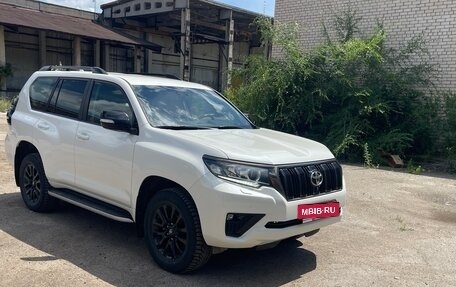 Toyota Land Cruiser Prado 150 рестайлинг 2, 2021 год, 6 500 000 рублей, 2 фотография