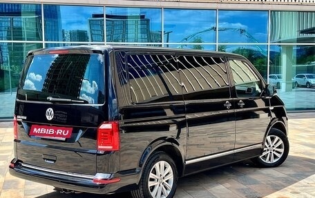 Volkswagen Multivan T6 рестайлинг, 2018 год, 3 700 000 рублей, 6 фотография