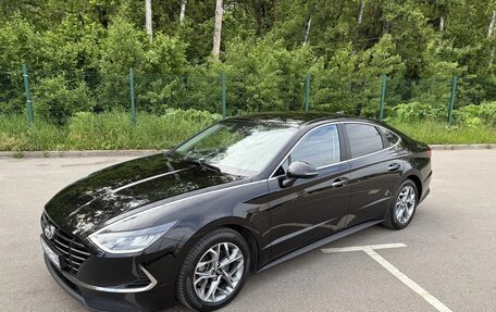 Hyundai Sonata VIII, 2019 год, 2 250 000 рублей, 3 фотография