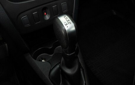 Renault Logan II, 2022 год, 1 262 000 рублей, 12 фотография