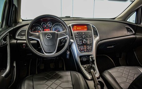 Opel Astra J, 2013 год, 780 000 рублей, 6 фотография
